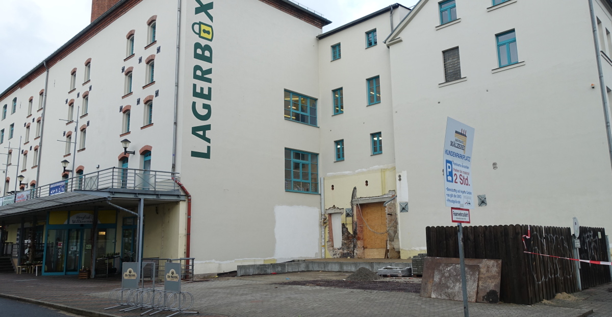 Lagerbox eingang