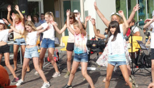 145 Oberschule Schulfest tanz