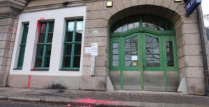 Polizei West Farbanschlag Osterbergstrasse