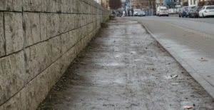 Kötzschebroder Strasse Fussweg bis april