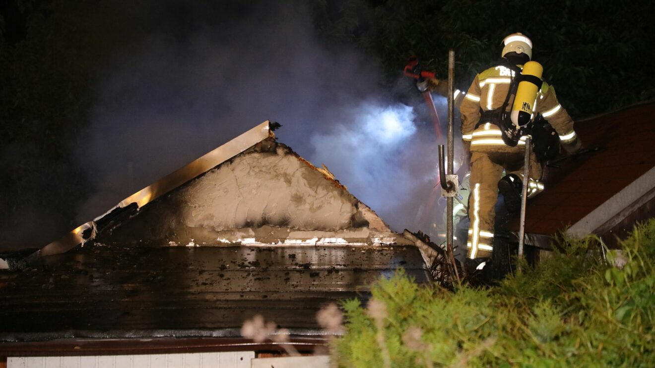 Brand in Gartensparte in Trachenberge - Foto: Roland Halkasch