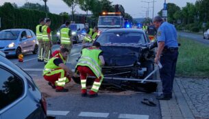 Unfall auf der Washingtonstraße - Foto: Roland Halkasch