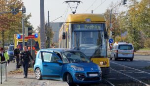 Straßenbahnunfall auf der Sternstraße - Foto: Roland Halkasch