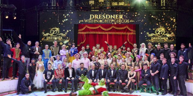 Das Team vom Weihnachts-Circus bedankt sich für die zahlreichen Besuche und freut sich auf die nächste Saison. Foto: DWC/Tobias Koch