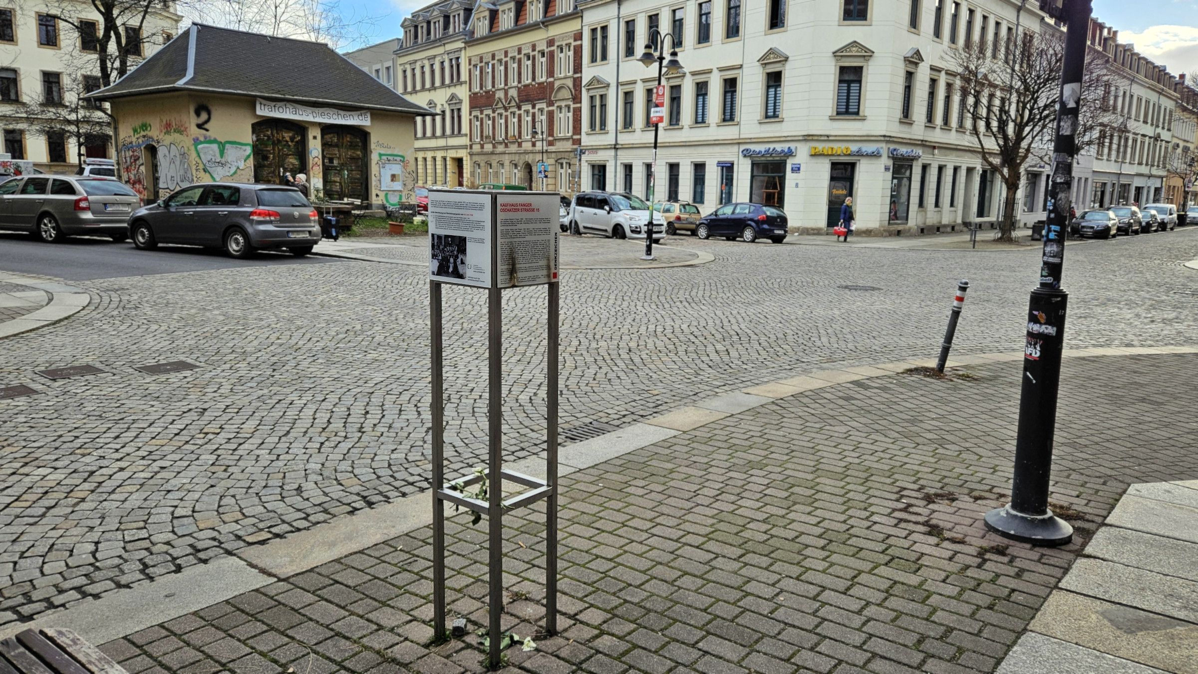 Das Denkzeichen steht an der Oschatzer Straße in unmittelbarer Nähe zum Konkordienplatz. Foto: J. Frintert