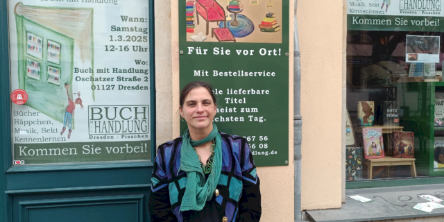 Die Berliner Buchhändlerin Antonia Rhau hat "Buch mit Handlung" am 1. März eröffnet.