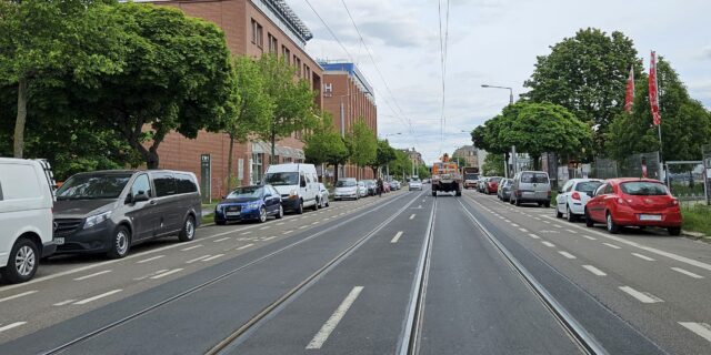 Auf der Fritz-Reuter-Straße wird zwischen Hansastraße und Großenhainer Straße die Trinkwasserleitung erneuert. Foto: J. Frintert
