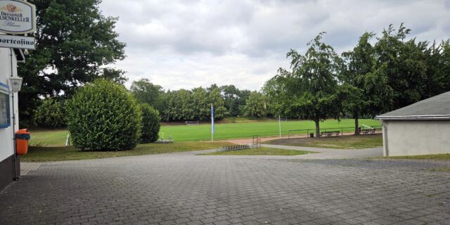 Die Sportanlage des SV Dresden-Neustadt 1950 an der Ecke Geibelstraße, Bobestraße - Foto: J. Frintert