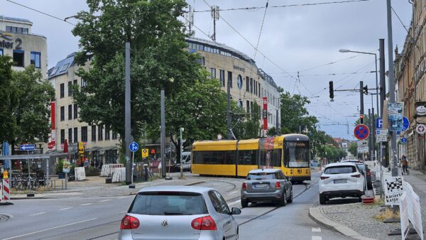 Ab Montag keine Straßenbahnen mehr in Altpieschen. Foto: J. Frintert