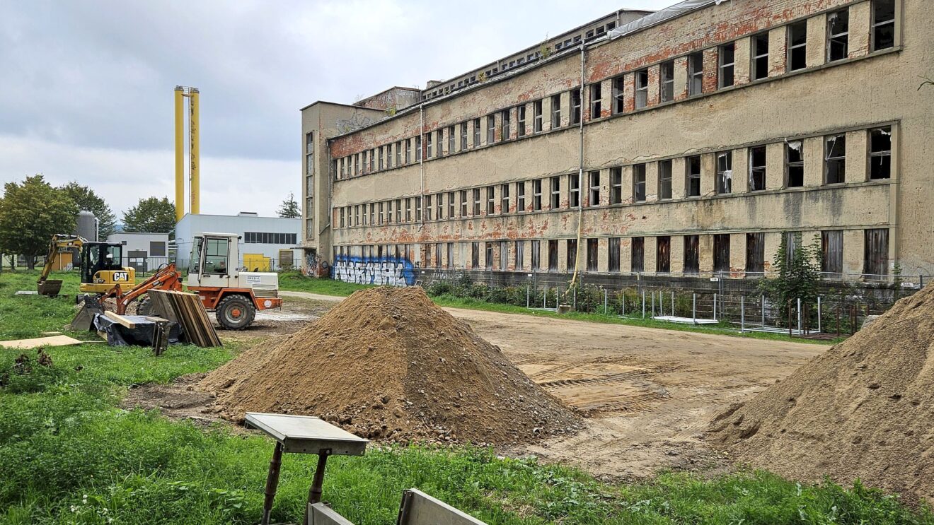 Die Ruine des alten Sachsenbades an der Wurzener Straße - Foto: J. Frintert