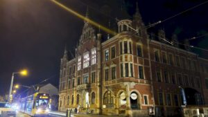 Aus der Sitzung des Rats des Stadtbezirks Pieschen Die Sitzung des Stadtbezirksbeirates ging bis weit nach 22 Uhr - Foto: J. Frintert