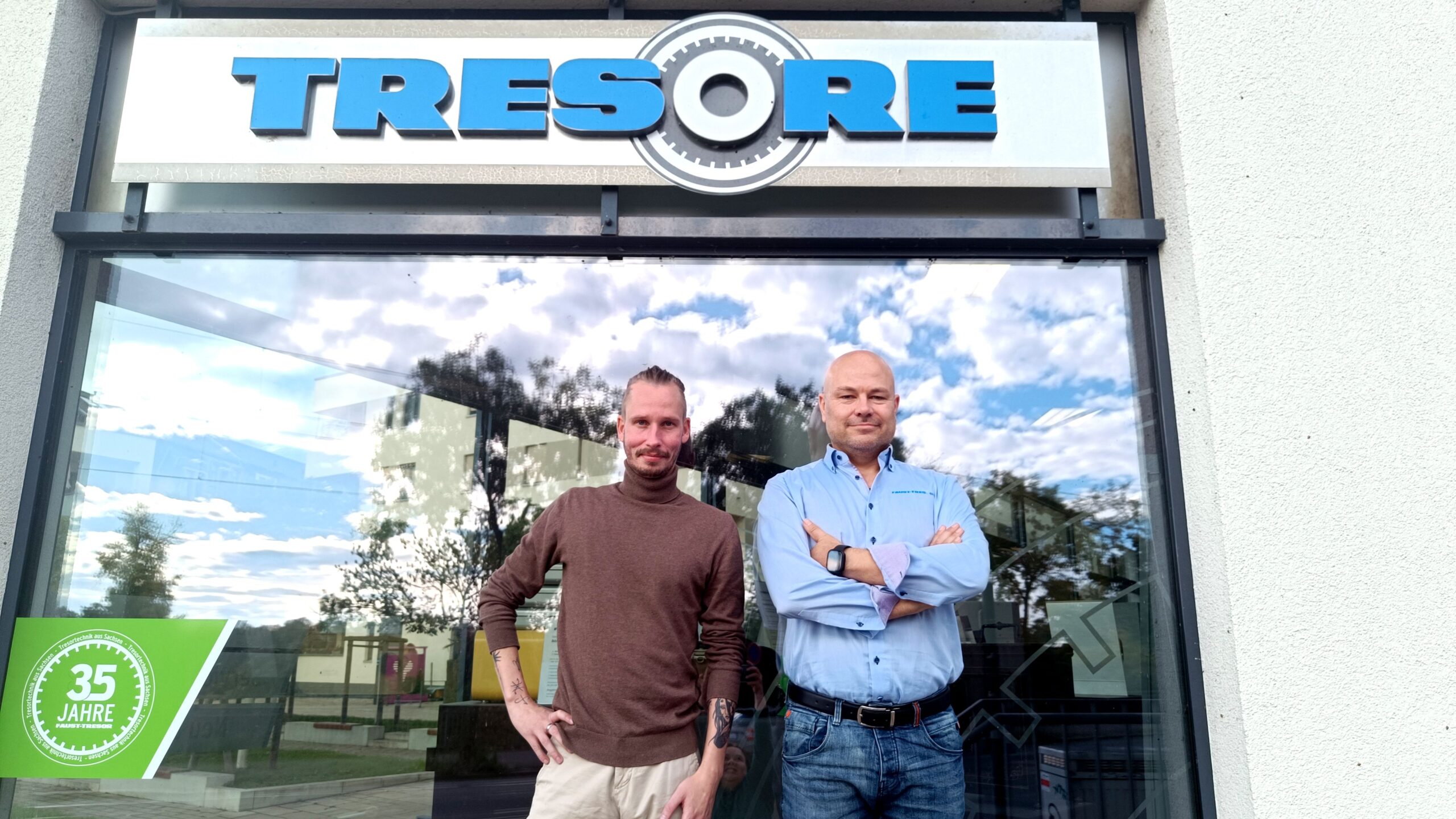 Faust (l.) und Liebisch (r.) werden zum Jahresende einen Onlineshop für Sicherheitstechnik auf den Weg bringen. 