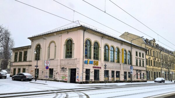 Die ehemaligen „Astoria-Lichtspiele“ stellten Ende 1970 den Betrieb ein. Nun soll der alte Ballsaal zum Kultur- und Begegnungszentrum werden. Foto: J. Frintert