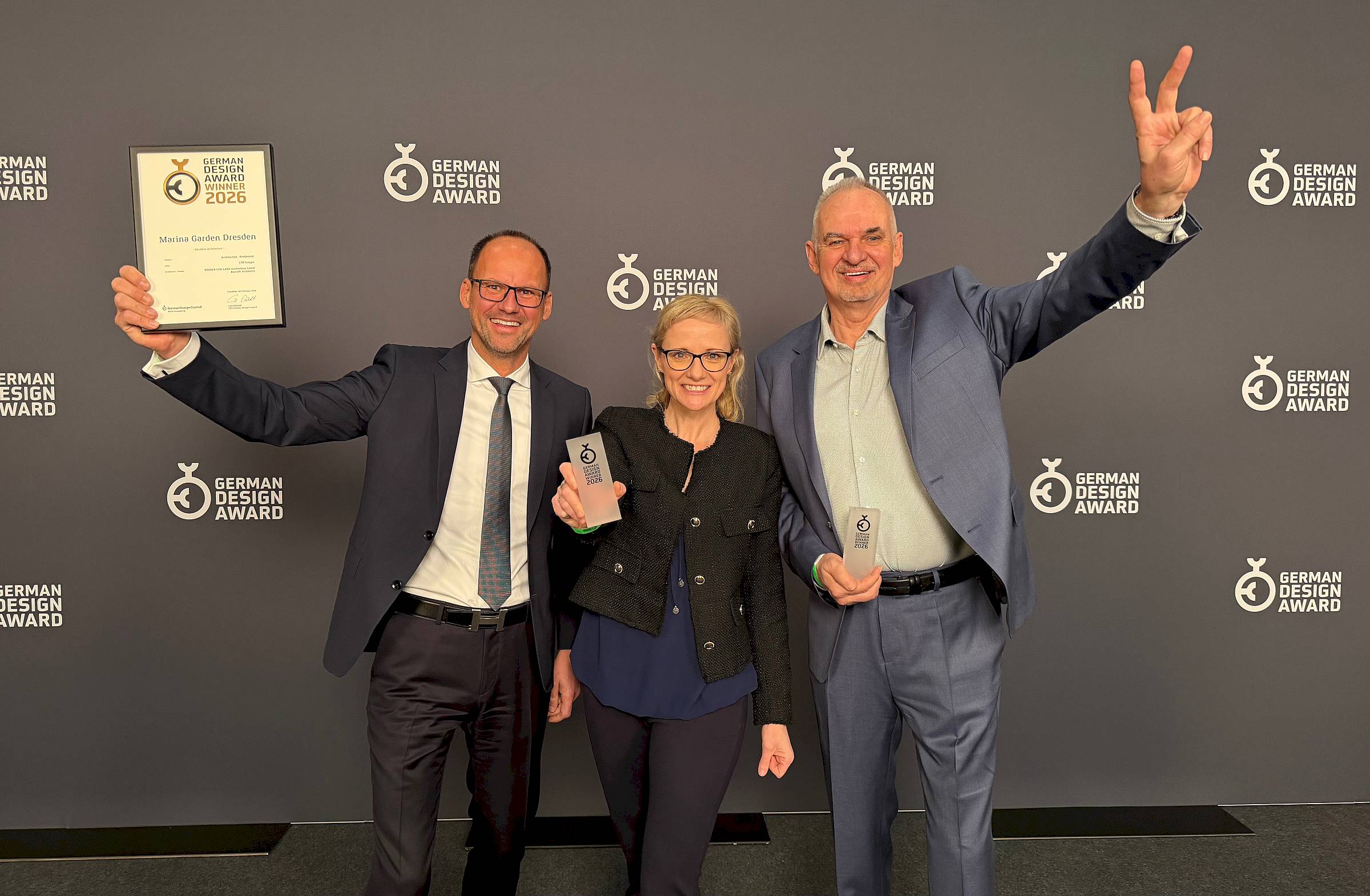 Ján Horváth (Prokurist CTR Real Estate), Alice Zahradnikova (Marketing Manager CTR Real Estate) und Petr Alba, Projektleiter Deutschland CTR Real Estate - Foto: CTR