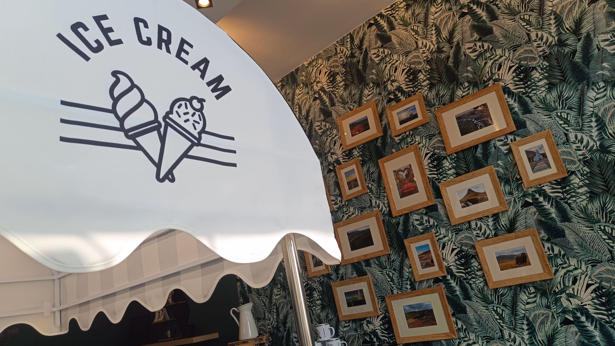 Naturerlebnisse auf der Insel inspirieren Eissorten von Dirk Schulz. Fotos erzählen von besonderen Momenten der Schulzens in Island.