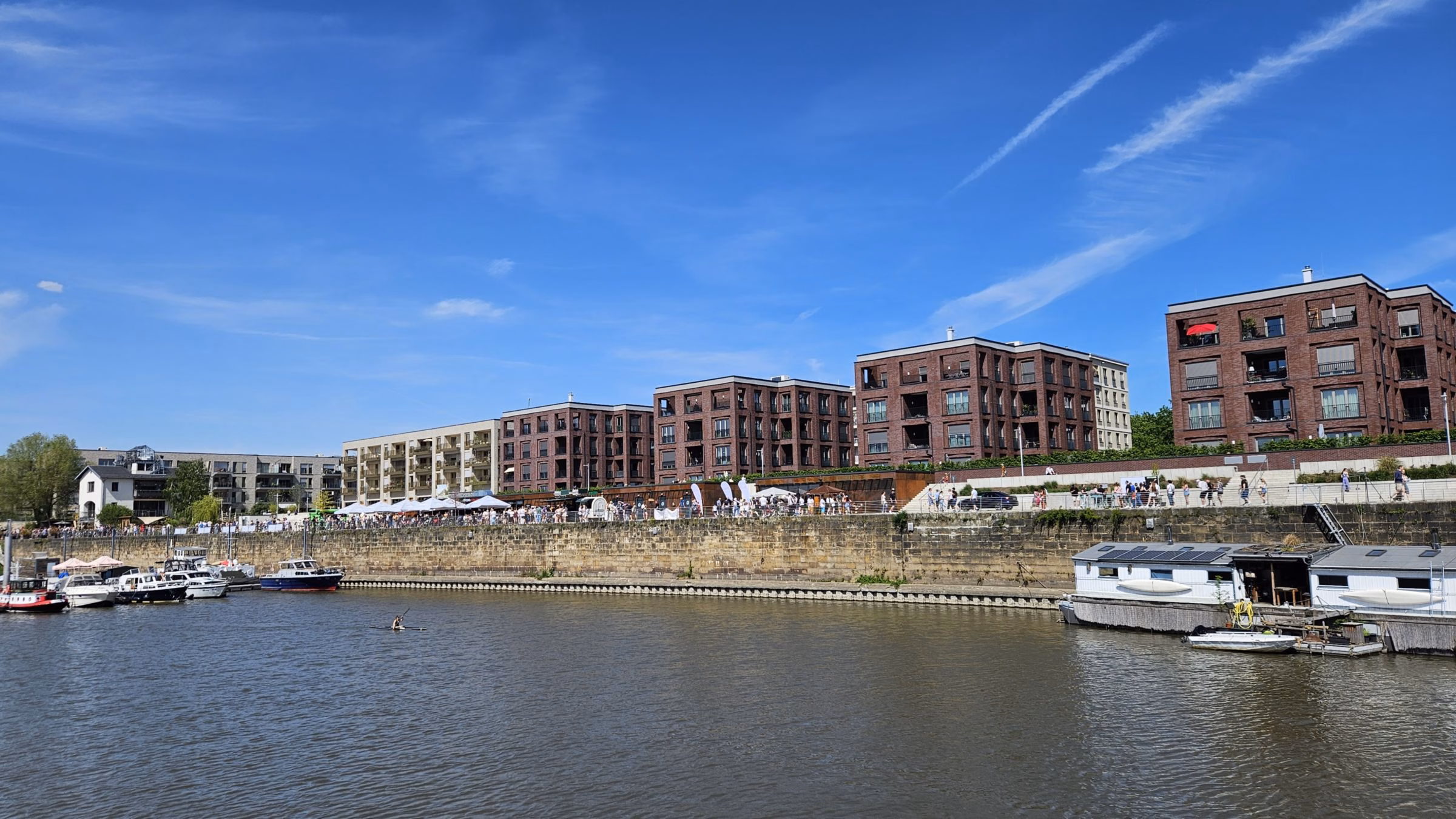 Die Hafencity ist jetzt offiziell eingeweiht. Foto: J. Frintert