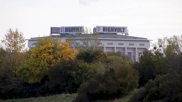 Die Highvolt Prüftechnik Dresden GmbH ist ein weltweit tätiger Hersteller und Entwickler von Hochspannungsprüf- und -messtechnik mit einer über 120-jährigen Tradition am Standort Dresden. Foto: J. Frintert